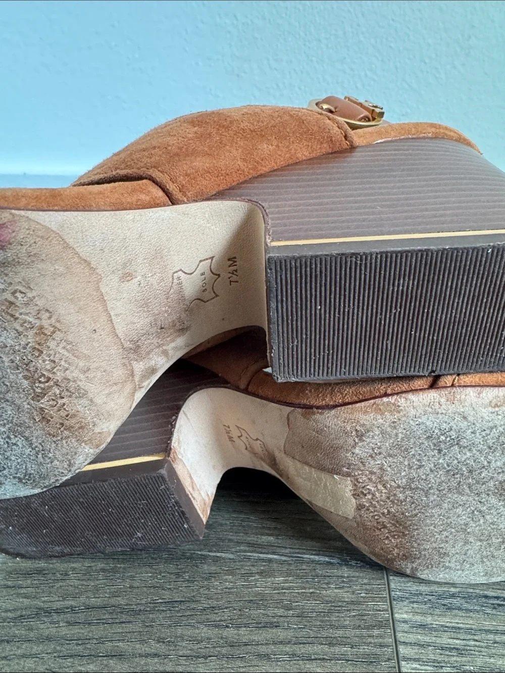 Tory Burch stylish tan